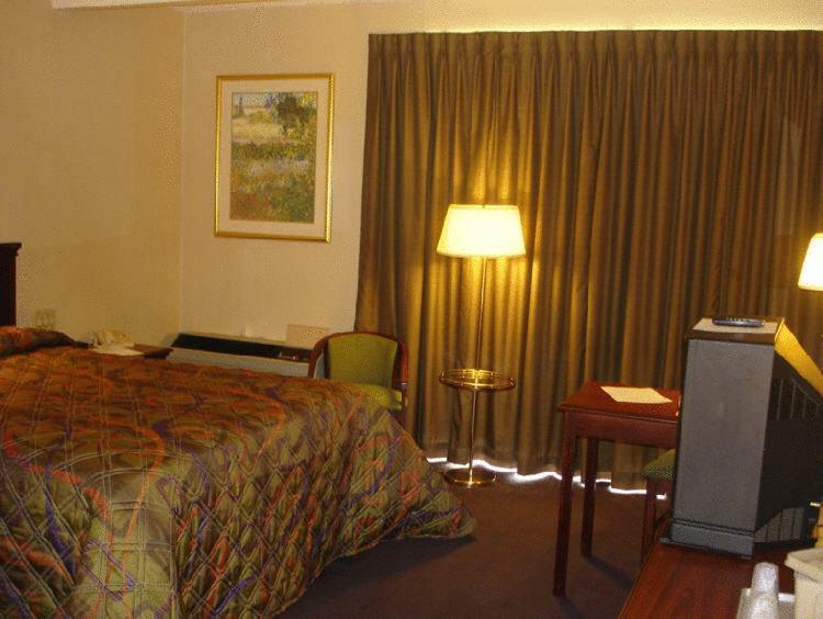 America'S Best Value Inn Phillipsburg Easton Habitación foto